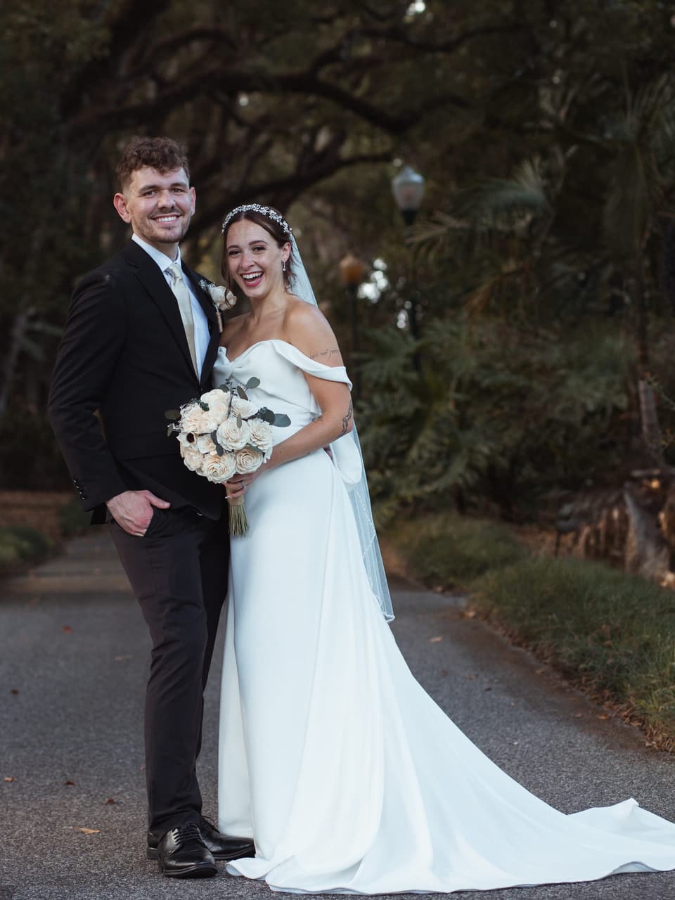 Leah + Colton — photograph 26 of 33