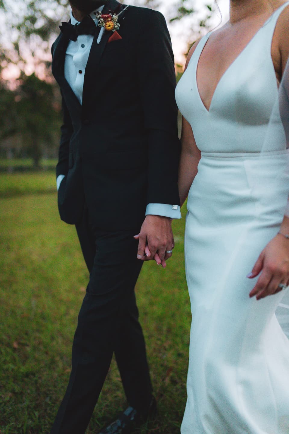 Alex + Kayel — photograph 5 of 22