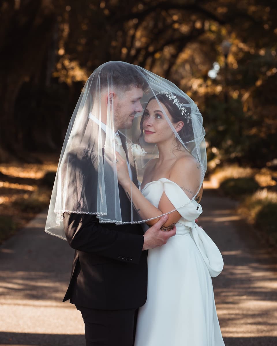 Leah + Colton — photograph 4 of 33