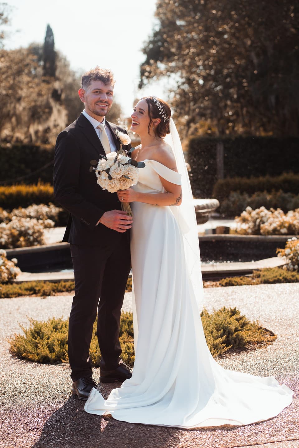 Leah + Colton — photograph 6 of 33