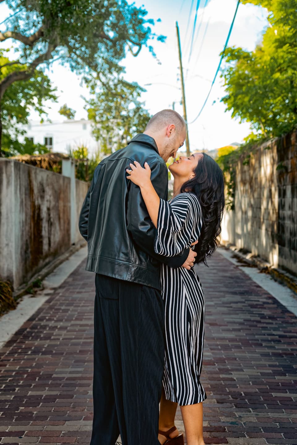Elijah + Anyi — photograph 3 of 28