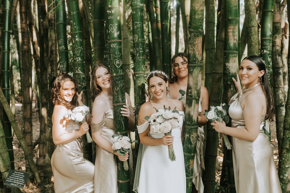 Leah + Colton — photograph 23 of 33