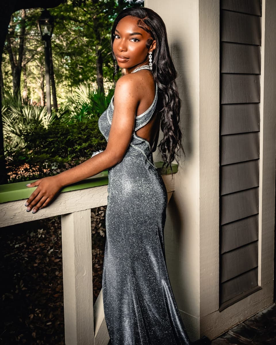 Prom — photograph 10 of 38
