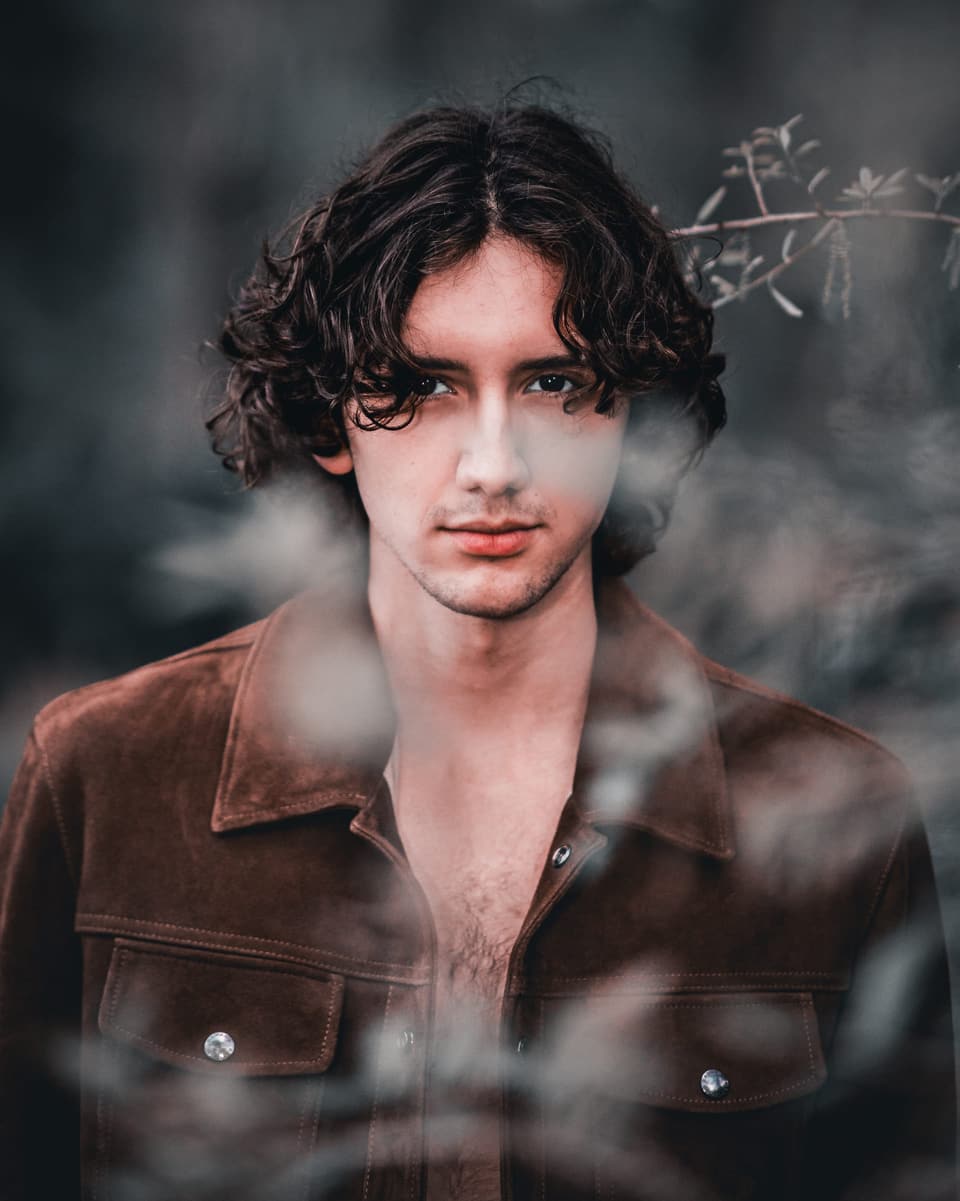 Luis — photograph 9 of 16