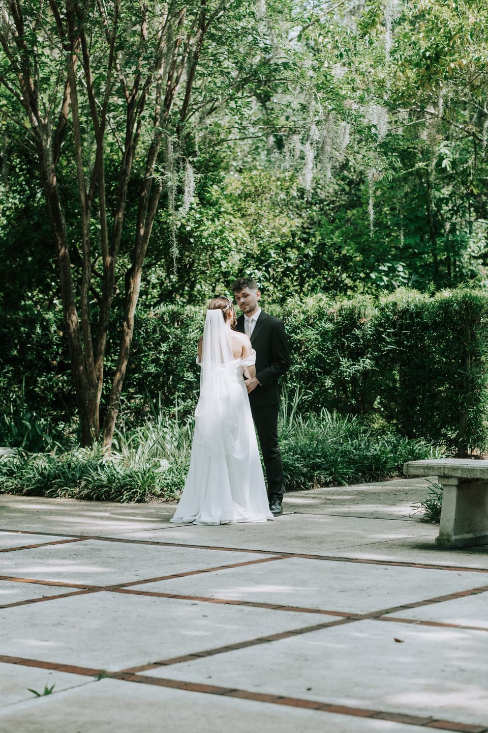 Leah + Colton — photograph 15 of 33