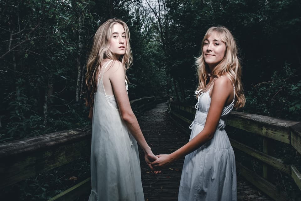 Care + Ella — photograph 3 of 10